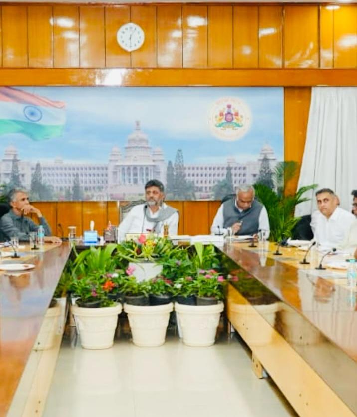 ಬೆಂಗಳೂರನ್ನು ಜಾಗತಿಕ ಮಹಾನಗರವನ್ನಾಗಿ ರೂಪಿಸಲು ಸಮಗ್ರ ಆರ್ಥಿಕ ಅಭಿವೃದ್ಧಿ ಯೋಜನೆ: ಸಿಎಂ ಡಿ.ಕೆ. ಶಿವಕುಮಾರ್ ಅಧ್ಯಕ್ಷತೆಯಲ್ಲಿ ಮಹತ್ವದ ಸಭೆ