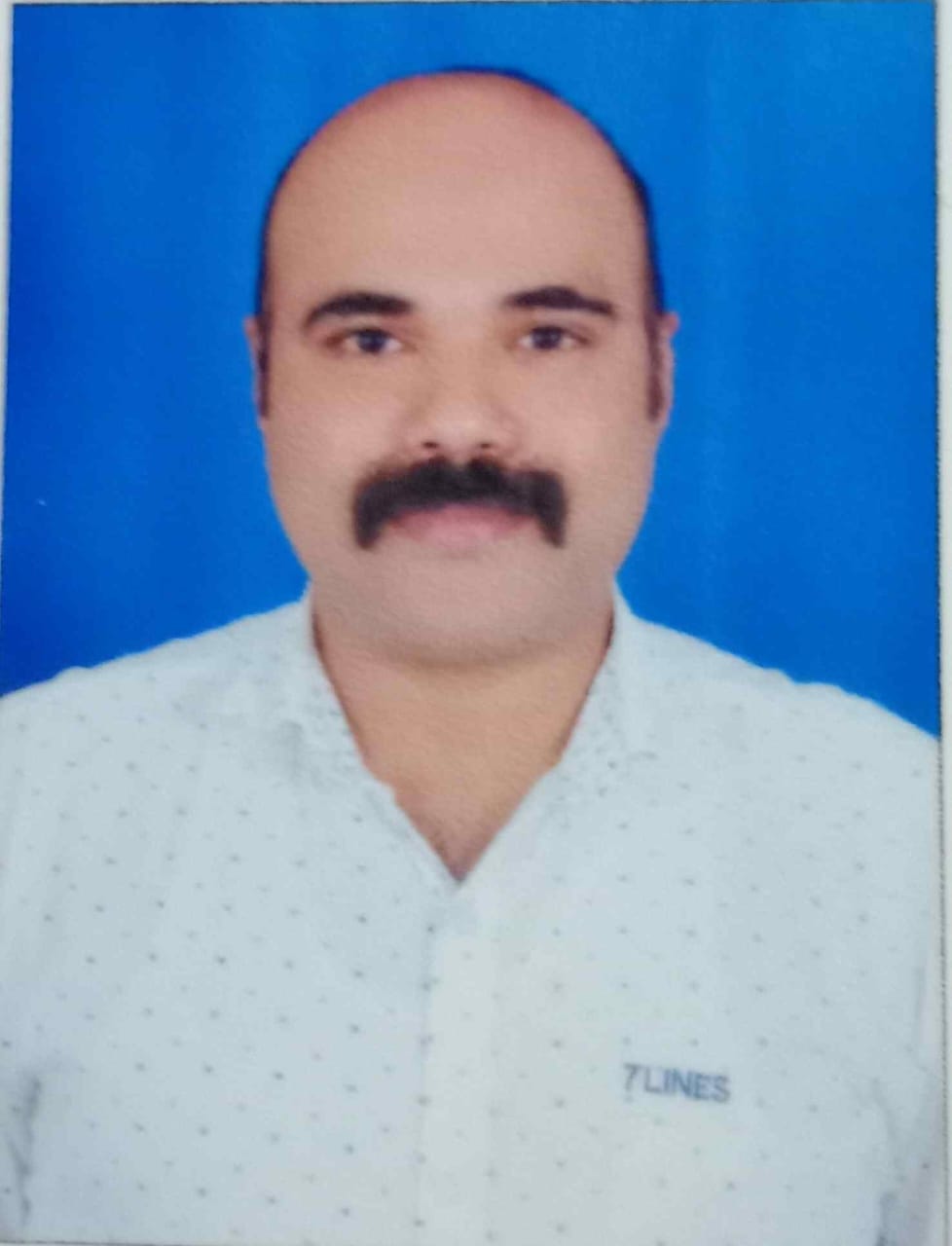ಕೂಡುಮಂಗಳೂರು ಸರ್ಕಾರಿ ಪ್ರೌಢಶಾಲೆಯ ಶಿಕ್ಷಕ ದಯಾನಂದ ಪ್ರಕಾಶ್ ಅವರಿಗೆ ರಾಜ್ಯಮಟ್ಟದ ರಾಜೀವ್ ಗಾಂಧಿ ಶ್ರೇಷ್ಠ ಶಿಕ್ಷಕ ಪ್ರಶಸ್ತಿ