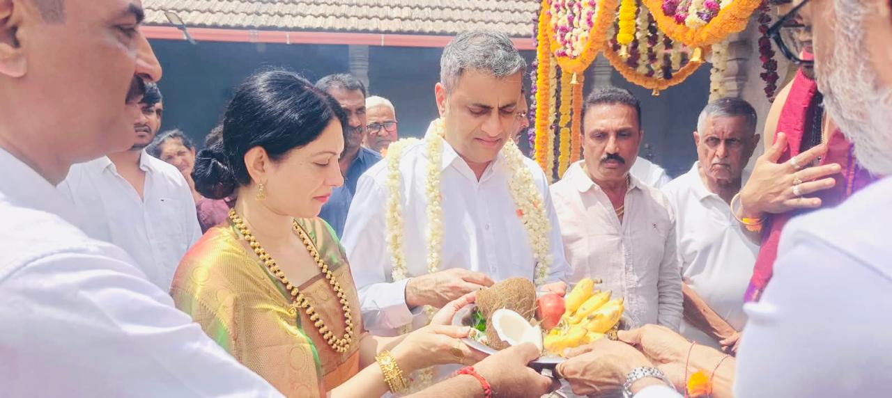 ಕುಟ್ಟ ಶ್ರೀಕೃಷ್ಣ ದೇವಸ್ಥಾನದಲ್ಲಿ ಜನ್ಮಾಷ್ಟಮಿ ಸಂಭ್ರಮ: ಶಾಸಕ ಎ.ಎಸ್. ಪೊನ್ನಣ್ಣ ದಂಪತಿ ಭಾಗಿ