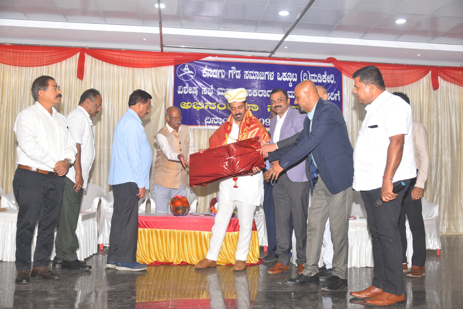 ಶಾಸಕ ಡಾ.ಮಂತರ್ ಗೌಡರಿಗೆ ಅಭಿನಂದನಾ ಸಮಾರಂಭ : ಗೌಡ ಸಮಾಜಕ್ಕೆ ಅಗತ್ಯ ಸಹಕಾರ : ಶಾಸಕರ ಭರವಸೆ