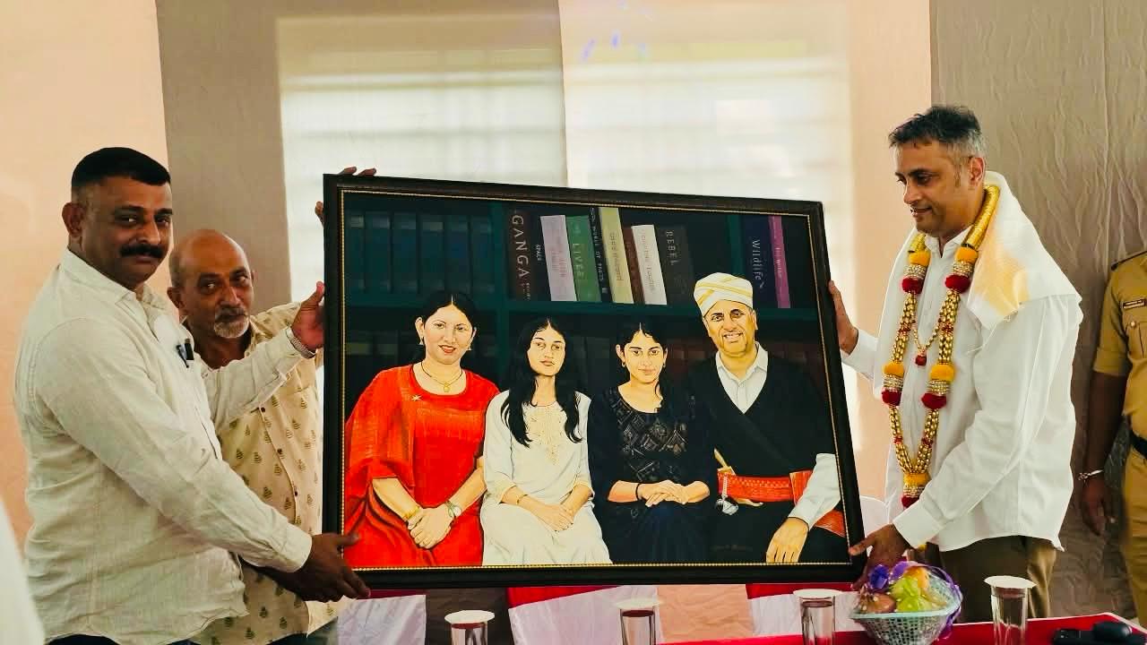 ವಿರಾಜಪೇಟೆ:ರಾಮನಗರ ಸಮುದಾಯ ಭವನ ಲೋಕಾರ್ಪಣೆ, ಶಾಸಕರಿಗೆ ತೈಲವರ್ಣ ಚಿತ್ರ ಕಾಣಿಕೆ