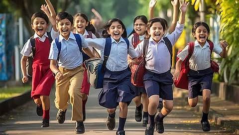 ದಸರಾ ರಜೆ ಘೋಷಣೆ:ಅಕ್ಟೋಬರ್ 3 ರಿಂದ 21 ರವರೆಗೆ ಶಾಲೆಗಳಿಗೆ ರಜೆ