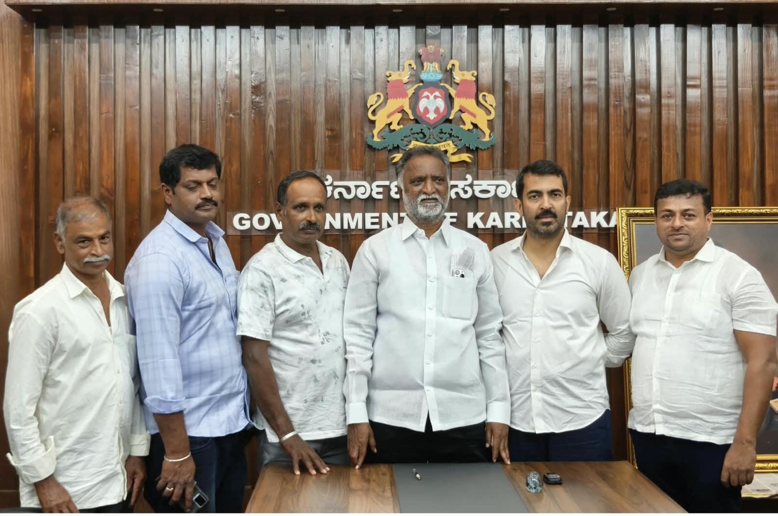 ದೇವಸ್ಥಾನಗಳ ಅಭಿವೃದ್ಧಿಗೆ 50 ಲಕ್ಷ ಅನುದಾನಕ್ಕೆ ಶಾಸಕ ಮಂತರ್ ಗೌಡ ಮನವಿ
