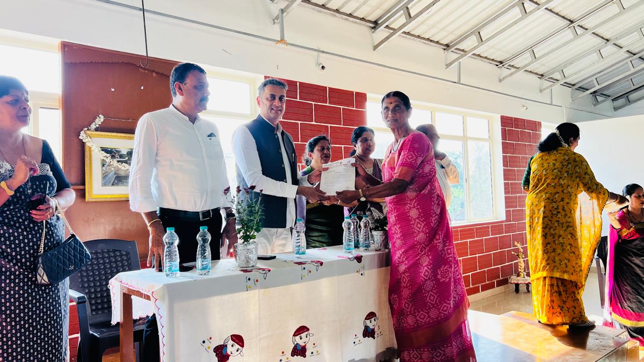 ಪೊನ್ನಂಪೇಟೆಯಲ್ಲಿ ಮಹಿಳಾ ಕಾಂಗ್ರೆಸ್ ಪದಾಧಿಕಾರಿಗಳಿಗೆ ಆದೇಶ ಪತ್ರ ವಿತರಣೆ: ಶಾಸಕ ಎ.ಎಸ್. ಪೊನ್ನಣ್ಣ ಭಾಗಿ