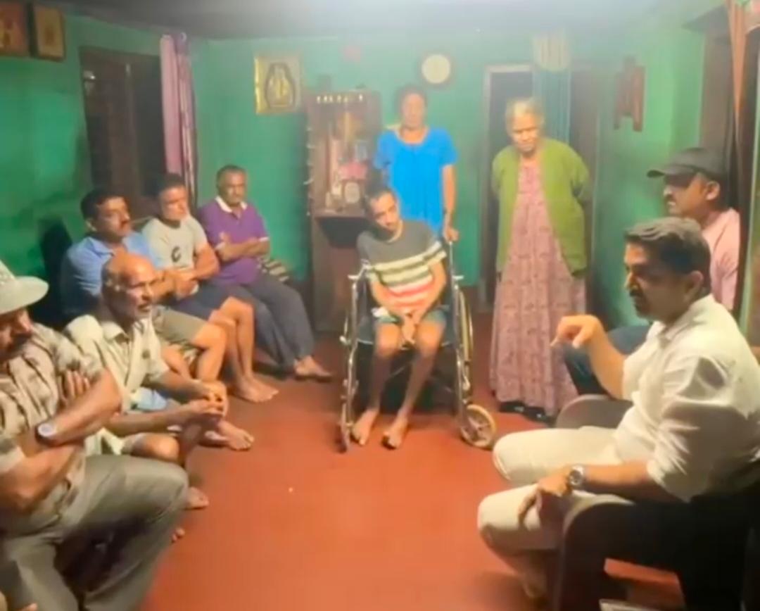 ಶನಿವಾರ ನಿಮ್ಮ ಮನೆಗೆ ಬರುತ್ತೇನೆ ಎಂದಿದ್ದರು; ಮಾತು ಕೊಟ್ಟಂತೆ ಮನೆಗೇ ಬಂದರು