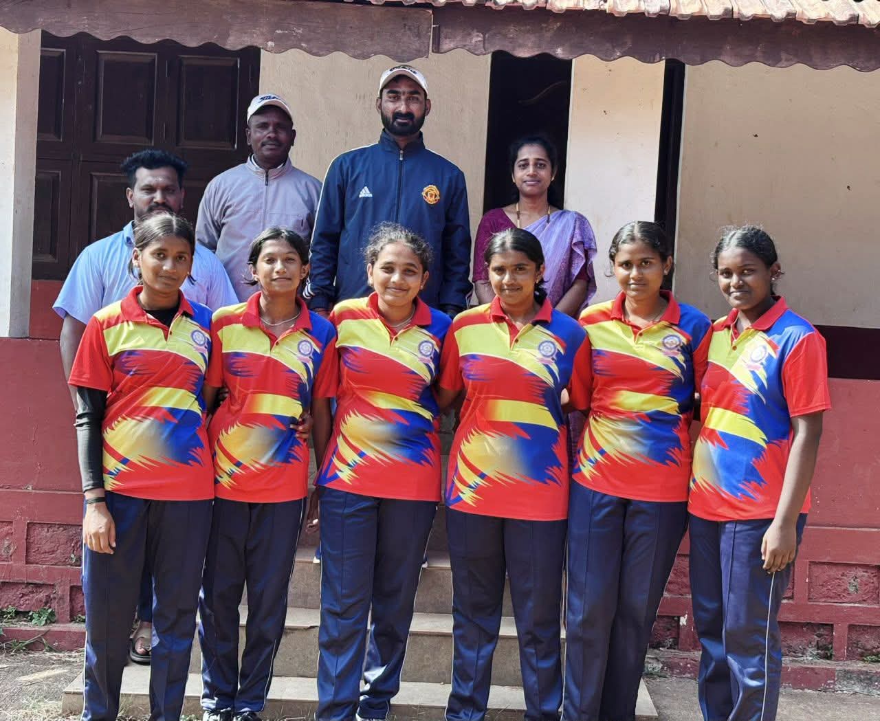 ವಾಲಿಬಾಲ್ ಕ್ರೀಡೆಯಲ್ಲಿ ಜಿಲ್ಲಾ ಮಟ್ಟಕ್ಕೆ ಆಯ್ಕೆ