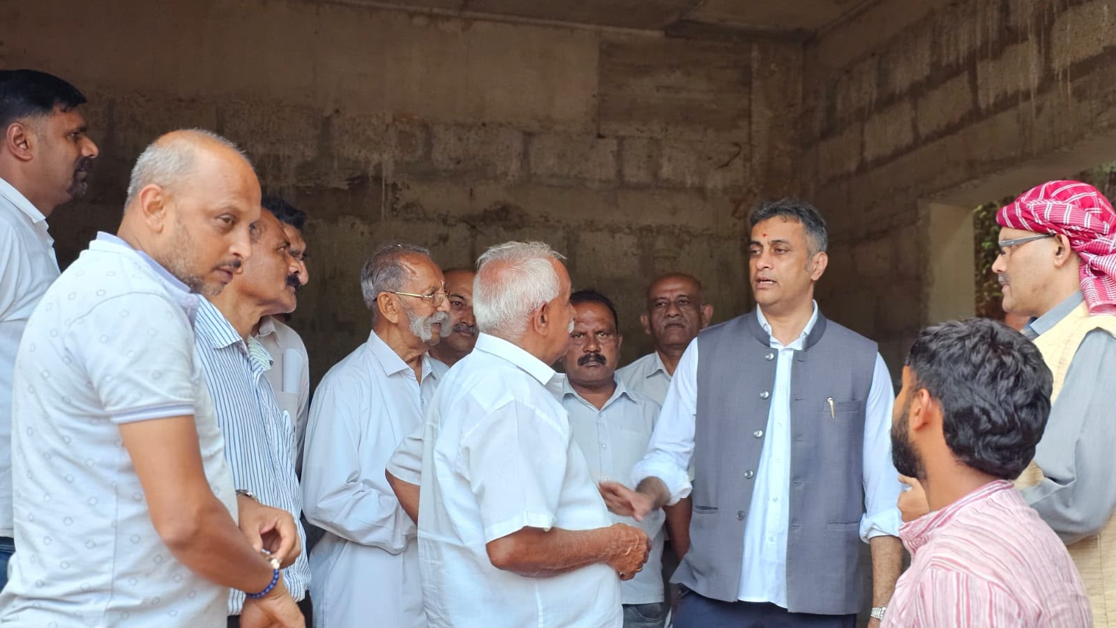 ಭಾಗಮಂಡಲದಲ್ಲಿ ಸಮುದಾಯ ಭವನ ಕಾಮಗಾರಿ ವೀಕ್ಷಿಸಿದ ಶಾಸಕ ಪೊನ್ನಣ್ಣ