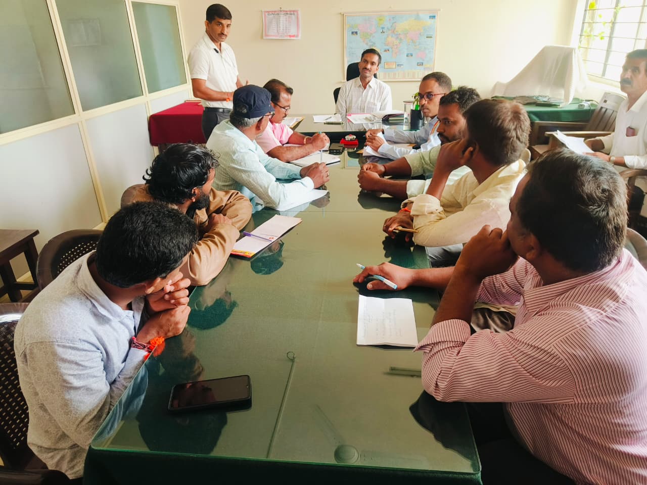 ಕಾರ್ಮಿಕ ಇಲಾಖೆಯಿಂದ ಸಂಘಟನೆಗಳ ಮುಖಂಡರ ಸಭೆ