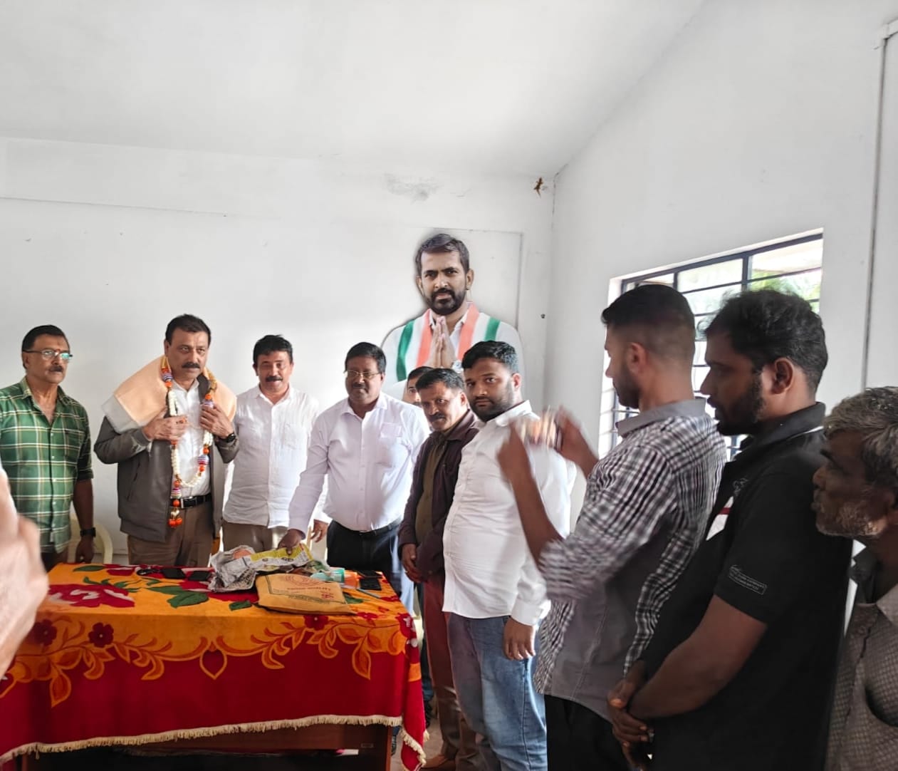 ಮೂರ್ನಾಡು ವಲಯ ಕಾಂಗ್ರೆಸ್ ಸಭೆ;ಪರಿಣಾಮಕಾರಿಯಾಗಿ ಪಕ್ಷ ಸಂಘಟಣೆಗೆ ಧರ್ಮಜ  ಉತ್ತಪ್ಪ ಕರೆ