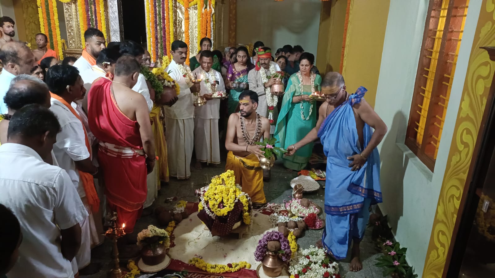 ಶ್ರದ್ಧಾಭಕ್ತಿಯಿಂದ ಜರುಗಿದ ಕುಂದುರುಮೊಟ್ಟೆ ಶ್ರೀ ಚೌಟಿ ಮಾರಿಯಮ್ಮ ದೇವಾಲಯದ ಪುನರ್ ಪ್ರತಿಷ್ಠಾಪನಾ ವಾರ್ಷಿಕೋತ್ಸವ 