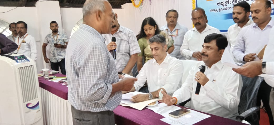 ತಾಲ್ಲೂಕು ಮಟ್ಟದ ಪ್ರಜಾಸೇವಾ ಆಂದೋಲನ;ಸಾರ್ವಜನಿಕರಿಂದ 80 ಕ್ಕೂ ಹೆಚ್ಚು ಅರ್ಜಿ ಸಲ್ಲಿಕೆ