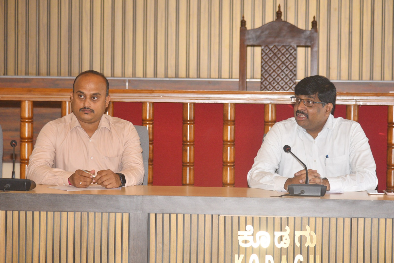 ಮಹರ್ಷಿ ವಾಲ್ಮೀಕಿ ಜಯಂತಿ ಆಚರಣೆ ಪೂರ್ವಭಾವಿ ಸಭೆ ಪರಿಶಿಷ್ಟ ಪಂಗಡ ಸಮಾಜಗಳ ಕುಂದುಕೊರತೆ ಸಭೆ ಶೀಘ್ರ ಆಹ್ವಾನ: ಜಿಲ್ಲಾಧಿಕಾರಿ 