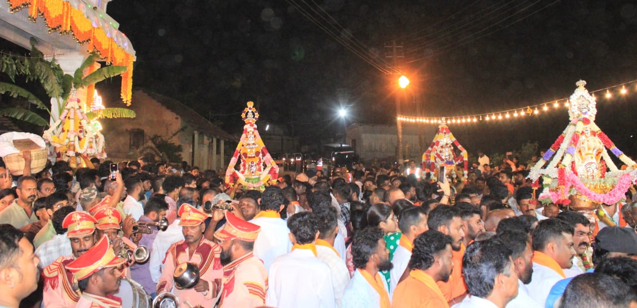 ಕರಗ ಉತ್ಸವದೊಂದಿಗೆ ಮಡಿಕೇರಿ ದಸರಾಗೆ ವಿಧ್ಯುಕ್ತ ಚಾಲನೆ