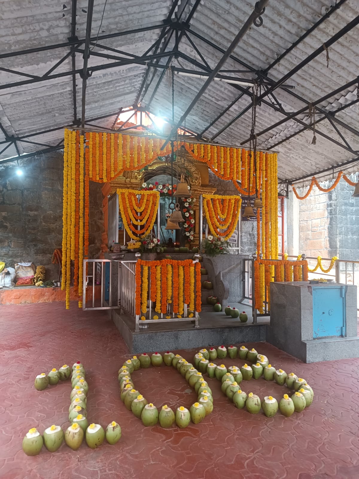 ಸುವರ್ಣ ಮಹೋತ್ಸವ ಸಂಭ್ರಮ : ಶ್ರೀ ಕೋಟೆ ಮಹಾಗಣಪತಿಗೆ 108 ಎಳನೀರು, ಪಂಚಾಮೃತ ಅಭಿಷೇಕ