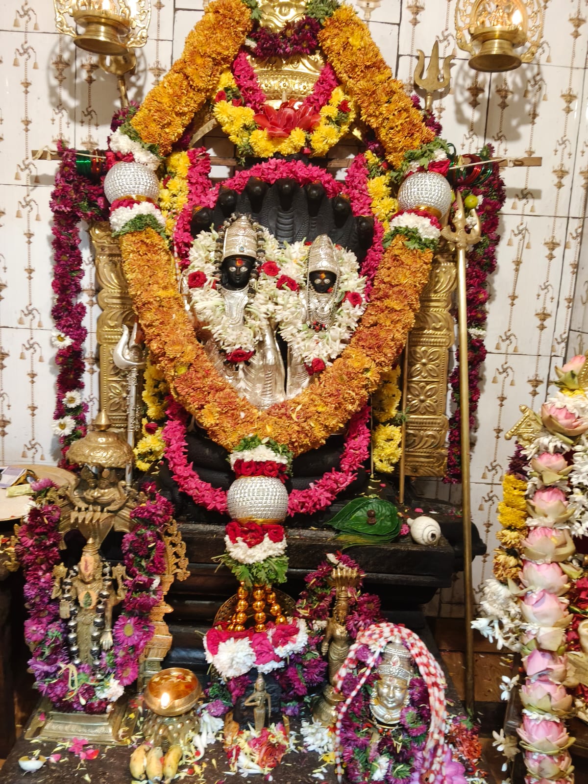 ವಿರಾಜಪೇಟೆ ಶಿವಕೇರಿ ಶ್ರೀ ದುರ್ಗಿ ವಿಷ್ಣುಮೂರ್ತಿ ನಾಗ ದೇವಾಲಯದಲ್ಲಿ ಶ್ರದ್ಧಾ-ಭಕ್ತಿಯಿಂದ ಸಂಪನ್ನಗೊಂಡ ವೈಭವದ ನವರಾತ್ರಿ ಉತ್ಸವ