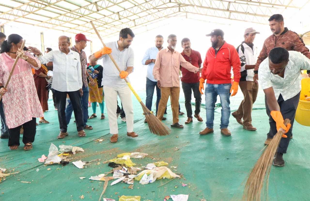 ಶಾಸಕರಾದ ಡಾ.ಮಂತರ್ ಗೌಡ ಅವರ ನೇತೃತ್ವದಲ್ಲಿ ‘ಸ್ವಚ್ಛತಾ ಅಭಿಯಾನ’