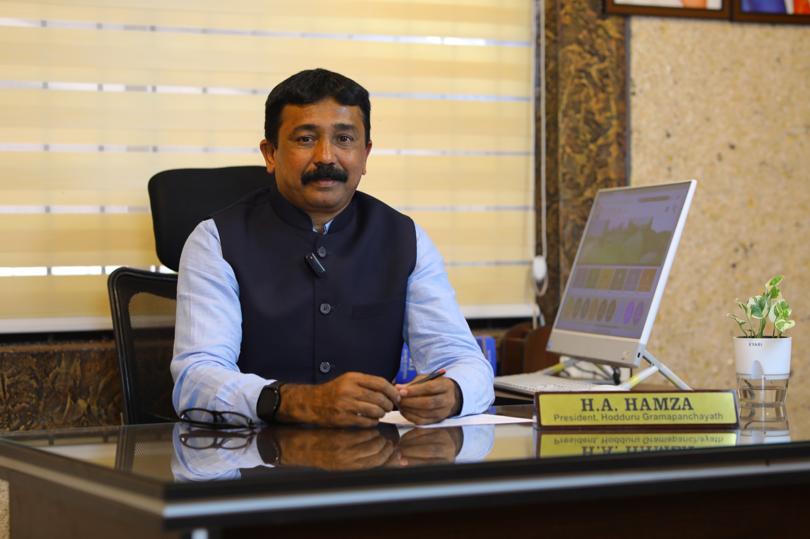 ಶಾಸಕ ಮಂತರ್ ಗೌಡ ಅವರ ಫ್ಲೆಕ್ಸ್ ಹರಿದಿದ್ದು ಬಿಜೆಪಿಯ ಕೀಳುಮಟ್ಟದ ರಾಜಕೀಯ ;ಎಚ್ಎ ಹಂಸ ಆಕ್ರೋಶ, ಉಗ್ರ ಹೋರಾಟದ ಎಚ್ಚರಿಕೆ