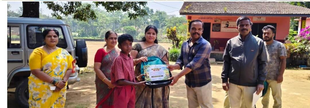 ವಿ. ಬಾಡಗ ಸರಕಾರಿ ಪ್ರಾಥಮಿಕ ಶಾಲೆಯಲ್ಲಿ ಅರಣ್ಯ ಇಲಾಖೆಯಿಂದ ಚಿತ್ರಕಲಾ ಸ್ಪರ್ಧೆ ಹಾಗೂ ಬಹುಮಾನ ವಿತರಣೆ