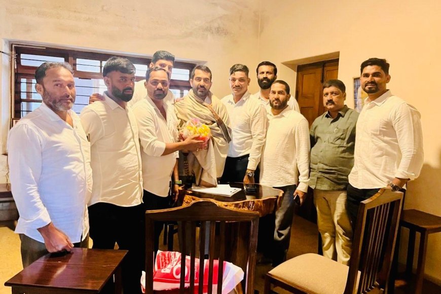 ಶಾಸಕ ಡಾ.ಮಂತರ್ ಗೌಡ  ಅವರನ್ನು ಭೇಟಿ ಮಾಡಿದ ಕೊಡಗು ಮುಸ್ಲಿಂ ಸ್ಪೋರ್ಟ್ಸ್ ಟ್ರಸ್ಟ್ (ರಿ) ಪದಾಧಿಕಾರಿಗಳು