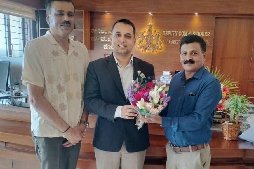 ಜಿಲ್ಲಾಧಿಕಾರಿ ವೆಂಕಟ್ ರಾಜಾ ರವರಿಗೆ ರಾಜಕೀಯ ಪಕ್ಷದ ಪ್ರತಿನಿಧಿಗಳಿಂದ ಬೀಳ್ಕೊಡುಗೆ