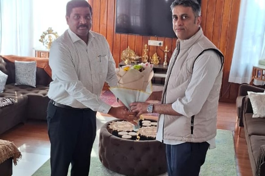 ಶಾಸಕ‌ ಎಎಸ್ ಪೊನ್ನಣ್ಣ ಅವರನ್ನು ಭೇಟಿಯಾದ ನೂತನ ಜಿಲ್ಲಾಧಿಕಾರಿ ಸೋಮಶೇಖರ್