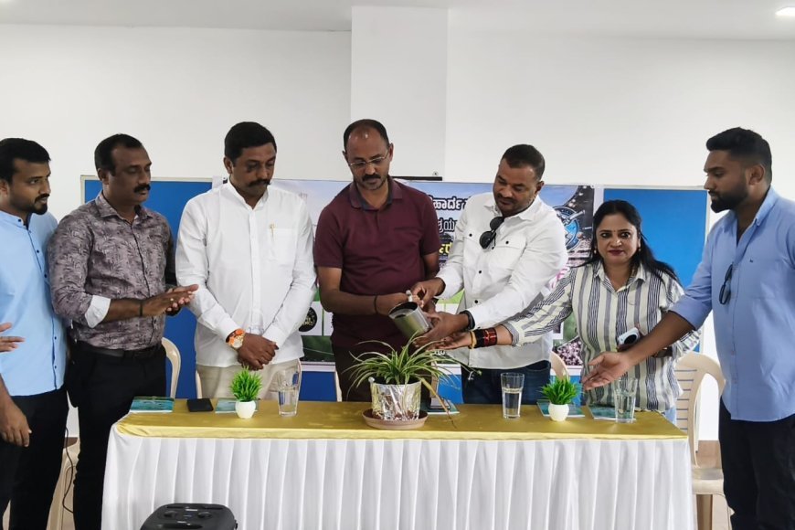 ಕೊಡಗು ಪ್ರೆಸ್ ಕ್ಲಬ್ ಸೌಹಾರ್ದ ಸಹಕಾರಿ ಸಂಘದ ವತಿಯಿಂದ ಪ್ರಥಮ ವರ್ಷದ ಪತ್ರಕರ್ತರ ಟರ್ಫ್ ಕ್ರಿಕೆಟ್ ಪಂದ್ಯಾವಳಿ:ಯಶಸ್ವಿಯಾಗಿ ನಡೆದ ಆಟಗಾರ ಬಿಡ್ಡಿಂಗ್ ಪ್ರಕ್ರಿಯೆ