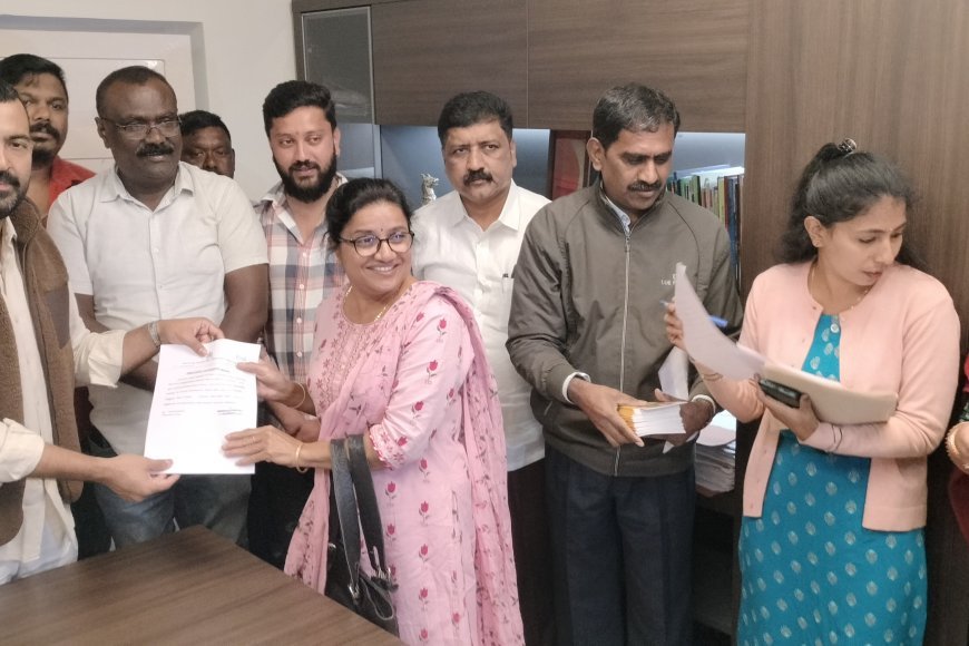 ಫಲಾನುಭವಿ ರೈತರಿಗೆ ಬೋರ್‌ವೆಲ್ ಕೊರೆಯಿಸಲು 25 ಸಾವಿರ ರೂ, ಗಳ ಸಹಾಯಧನ ಯೋಜನೆಯ ಕಾರ್ಯಾದೇಶ ಪತ್ರ ವಿತರಿಸಿದ ಶಾಸಕ ಡಾ.ಮಂತರ್ ಗೌಡ