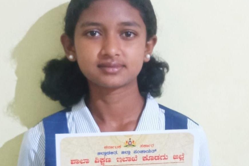 ಇಂಗ್ಲಿಷ್ ಭಾಷಣ ಸ್ಪರ್ಧೆಯಲ್ಲಿ ರಾಜ್ಯಮಟ್ಟಕ್ಕೆ ಆಯ್ಕೆಯಾದ ಚಾರಿಕ