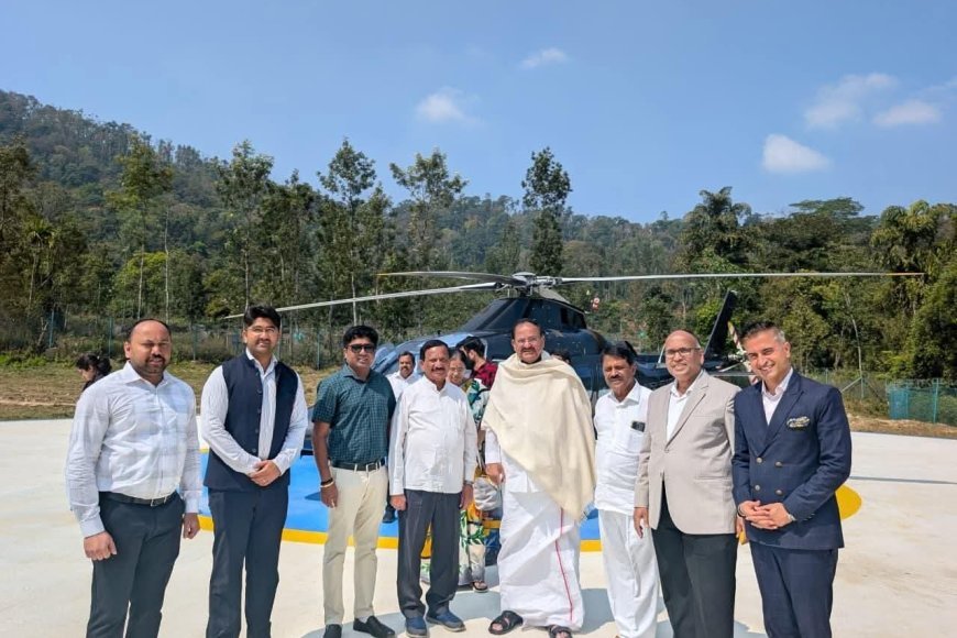 ಮಾಜಿ ಉಪರಾಷ್ಟ್ರಪತಿ ವೆಂಕಯ್ಯ ನಾಯ್ಡು ಅವರನ್ನು ಸ್ವಾಗತಿಸಿದ ಮಾಜಿ ಶಾಸಕದ್ವಯರು