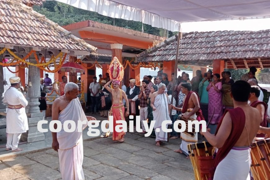 ಪೇರೂರು ಶ್ರೀ ಇಗ್ಗುತ್ತಪ್ಪ ದೇವಾಲಯದಲ್ಲಿ ಶ್ರದ್ಧಾ ಭಕ್ತಿಯಿಂದ ಜರುಗಿದ  ಮಹಾಶಿವರಾತ್ರಿ ಆಚರಣೆ
