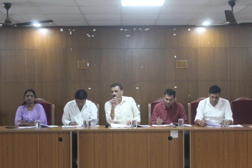 ಗ್ಯಾರಂಟಿ ಯೋಜನೆ ಅನುಷ್ಠಾನ ಪ್ರಾಧಿಕಾರ ಸಮಿತಿ ಸಭೆ ಜಿಲ್ಲೆಯ ಅಗತ್ಯ ಇರುವ ಕಡೆ ಸರ್ಕಾರಿ ಬಸ್ಸು ಕಲ್ಪಿಸಿ: ಧರ್ಮಜ ಉತ್ತಪ್ಪ
