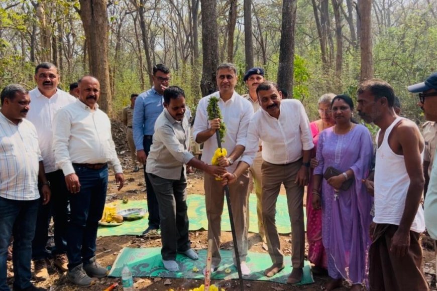 ತಿತಿಮತಿ; ರೈಲ್ವೆ ಬ್ಯಾರಿಕೇಡ್ ಅಳವಡಿಸುವ ಕಾಮಗಾರಿಗೆ ಶಾಸಕ ಎಎಸ್ ಪೊನ್ನಣ್ಣ ಚಾಲನೆ