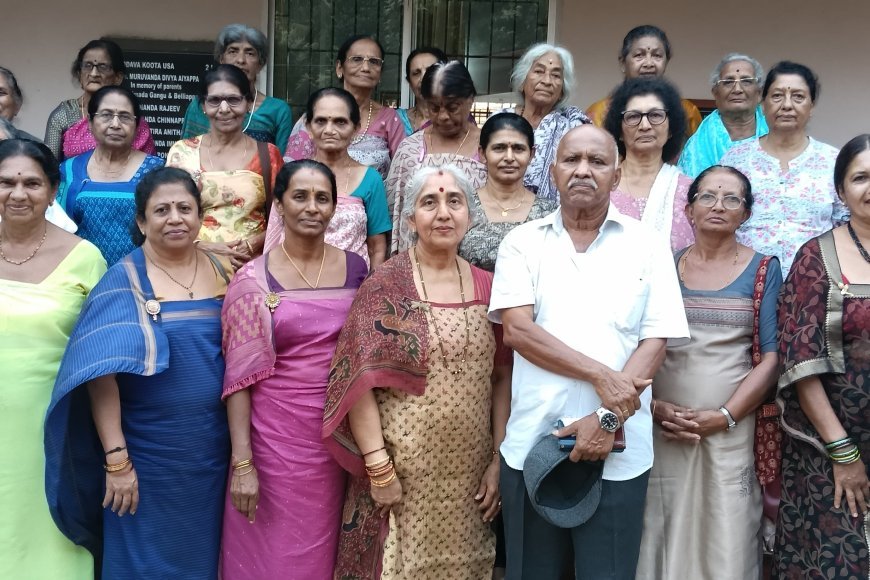 ಪೊನ್ನಂಪೇಟೆ ಹಿರಿಯ ನಾಗರಿಕರ ಆಶ್ರಮವಾಸಿಗಳೊಂದಿಗೆ  ಕಾಲಕಳೆದ ಪೊನ್ನಂಪೇಟೆ ಪೊಮ್ಮಕ್ಕಡ ಕೂಟ