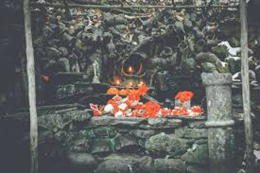 ಮಾ14ರಂದು ಮಲೆತಂಬ್ರಾನ್ ಎಂಬ ಅಪಾರ ಶಕ್ತಿನೆಲೆ ಎನಿಸಿರುವ ಈಶ್ವರ ದೇವಾಲಯದ ವಾರ್ಷಿಕೋತ್ಸವ