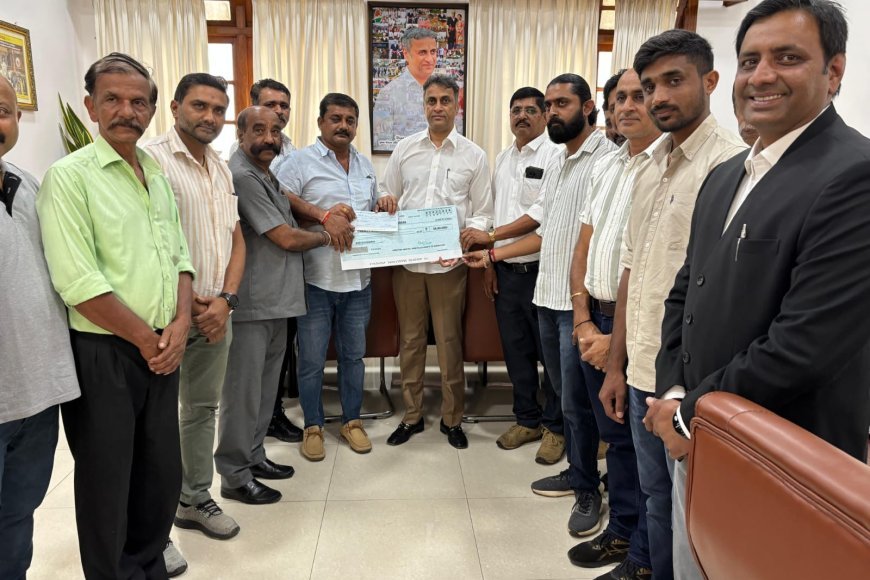 ಅಖಿಲ ಅಮ್ಮ ಕೊಡವ ಸಮಾಜ ಅಭಿವೃದ್ಧಿ ಗೆ ಎ.ಎಸ್.ಪೊನ್ನಣ್ಣ ನವರಿಂದ 20 ಲಕ್ಷದ ಚೆಕ್ ವಿತರಣೆ