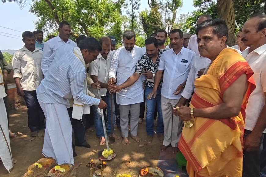 ಗ್ರಾಮೀಣ ಭಾಗದ ಸುಗ್ಗಿಕಟ್ಟೆಗಳ ಅಭಿವೃದ್ಧಿಗೆ 1.20 ಕೋಟಿ ಅನುದಾನ ಒದಗಿಸಿದ ಶಾಸಕರಾದ ಡಾ.ಮಂತರ್ ಗೌಡ:ತಲಾ 10 ಲಕ್ಷ ರೂಪಾಯಿ ಅನುದಾನದಲ್ಲಿ 12 ಸುಗ್ಗಿಕಟ್ಟೆಗಳ ಅಭಿವೃದ್ಧಿಗೆ ಯಡೂರುನಲ್ಲಿ ಭೂಮಿ ಪೂಜೆ