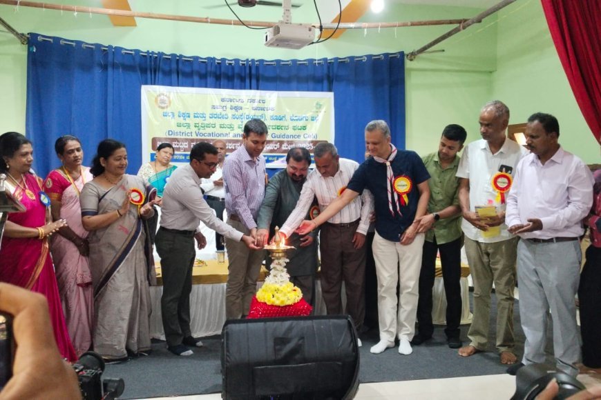ಕೂಡಿಗೆ ಡಯಟ್ ನಲ್ಲಿ "ನನ್ನ ವೃತ್ತಿ ನನ್ನ ಆಯ್ಕೆ"ಜಿಲ್ಲಾ ವೃತ್ತಿ  ಶಿಕ್ಷಣ ಮೇಳ;ವಿದ್ಯಾರ್ಥಿಗಳ ಭವಿಷ್ಯ ರೂಪಿಸಲು ವೃತ್ತಿ  ಮೇಳ ಸಹಕಾರಿ;ಸಿಇಓ ಆನಂದ್ ಪ್ರಕಾಶ್