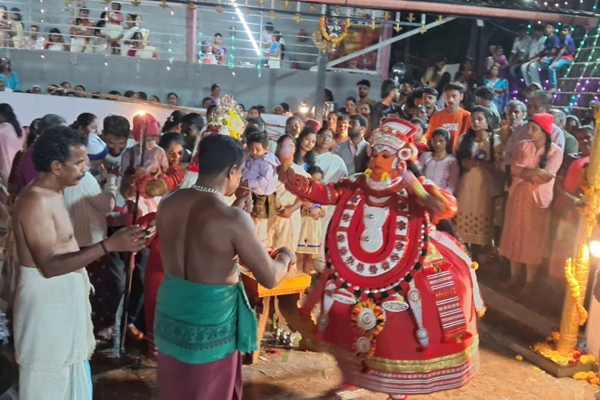 ವಿರಾಜಪೇಟೆ; ಅರಸು ನಗರ ಶ್ರೀ ಮುತ್ತಪ್ಪ ಪುನರ್ ಪ್ರತಿಷ್ಠಾಪನೆ   ಮತ್ತು ತೆರೆ ಮಹೋತ್ಸವ
