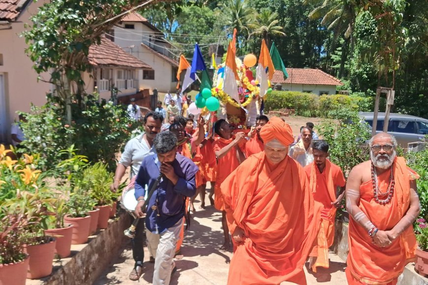 ರಂಗಸಮುದ್ರ ಗ್ರಾಮದಲ್ಲಿ ಜೋಡಿ ಬಸವೇಶ್ವರ ದೇವರ ವಾರ್ಷಿಕ ಪೂಜೋತ್ಸವ; ಬರಿಗಾಲಲ್ಲಿ ಕೆಂಡ ಕೊಂಡ ಹಾಯ್ದ ಭಕ್ತರು