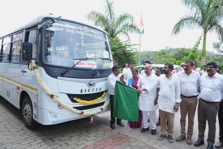 ಪತ್ರಿಕಾ ಪ್ರವಾಸ ವಾಹನಕ್ಕೆ ಚಾಲನೆ
