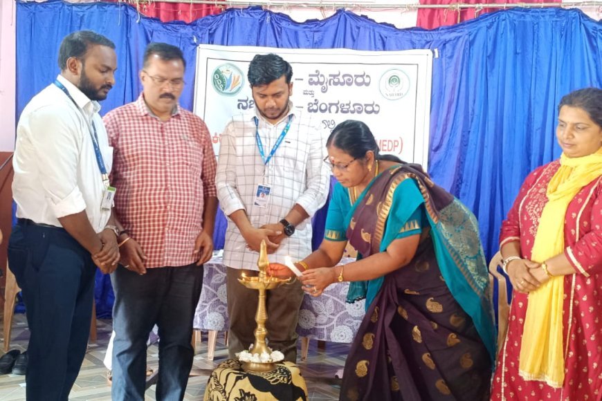 ವೃತ್ತಿ ಕೌಶಲ್ಯ ಹೆಚ್ಚಿಸಿಕೊಂಡು ಸ್ವ ಉದ್ಯೋಗ ಪಡೆಯಿರಿ: ಪಿ.ಕಲಾವತಿ