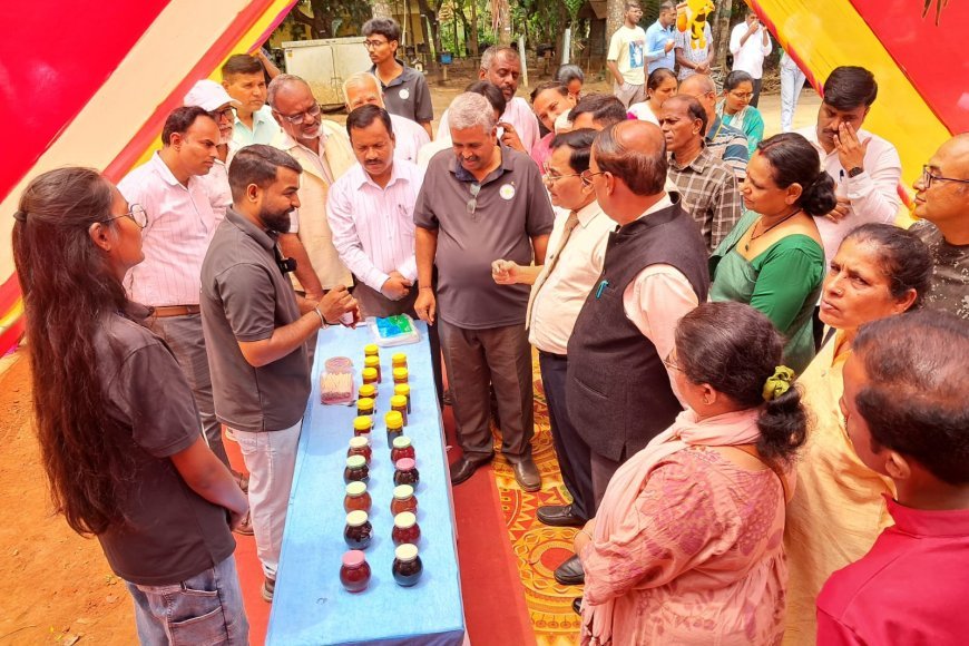 ಪೊನ್ನಂಪೇಟೆ ಅರಣ್ಯ ಮಹಾವಿದ್ಯಾಲಯದಲ್ಲಿ  ವಿಶ್ವ ಜೇನುನೊಣ ದಿನಾಚರಣೆ