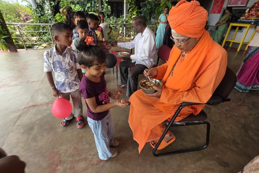 ಕೊಡ್ಲಿಪೇಟೆ; ಕಲ್ಲುಮಠ ಆಂಗ್ಲ ಮಾಧ್ಯಮ ಶಾಲೆಯಲ್ಲಿ ಶಾಲಾ‌ ಪ್ರಾರಂಭೋತ್ಸವ