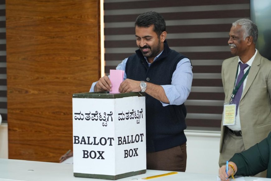 ವಿಧಾನ ಪರಿಷತ್ ಚುನಾವಣೆ: ಮತ ಚಲಾಯಿಸಿದ ಶಾಸಕ ಡಾ. ಮಂತರ್ ಗೌಡ