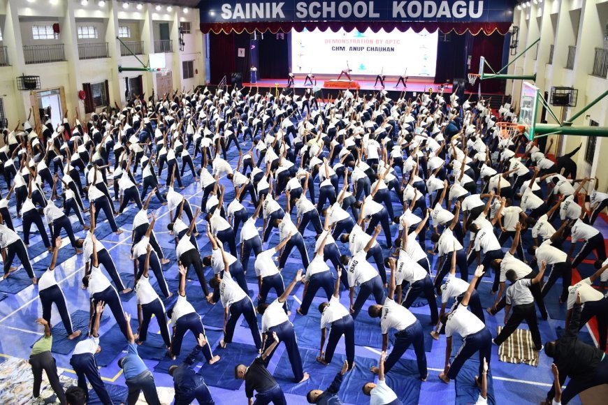 ಸೈನಿಕ ಶಾಲೆಯಲ್ಲಿ 'ಅಂತರರಾಷ್ಟ್ರೀಯ ಯೋಗ ದಿನ' ಆಚರಣೆ