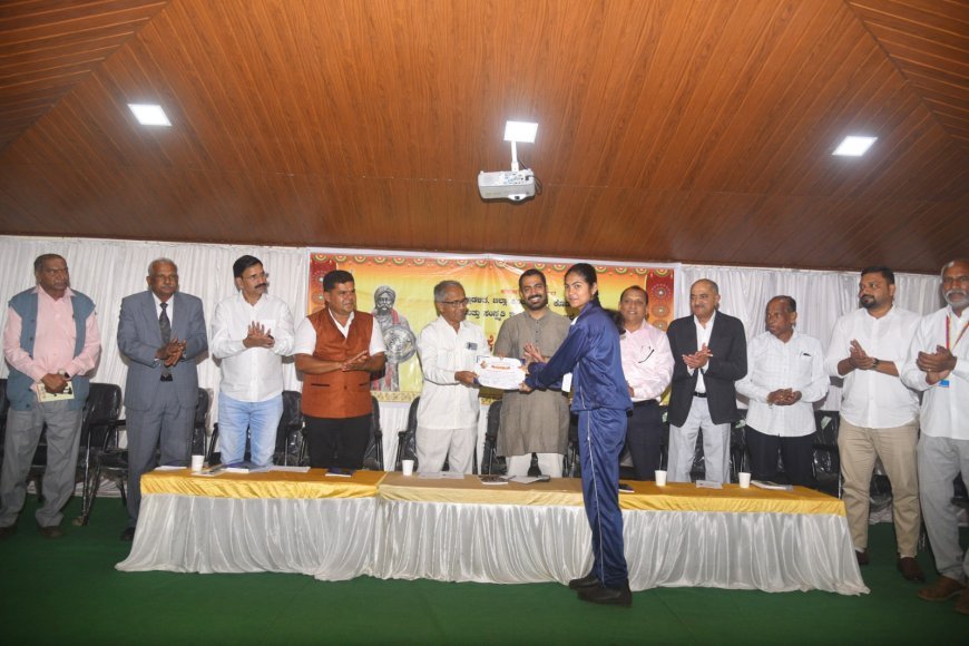 ಮಡಿಕೇರಿಯಲ್ಲಿ ನಾಡಪ್ರಭು ಕೆಂಪೇಗೌಡರ ಜಯಂತಿ