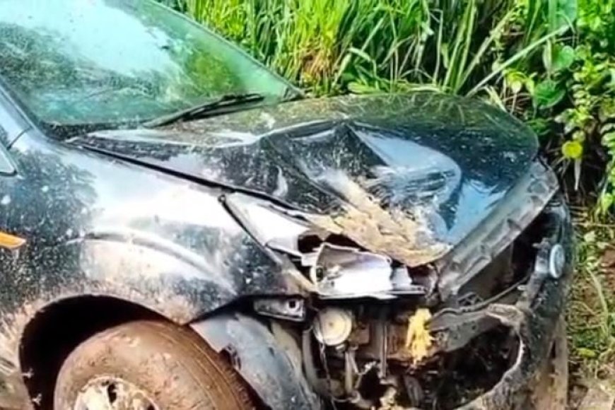 ವಿರಾಜಪೇಟೆ: ನಿಯಂತ್ರಣ ತಪ್ಪಿ ಕಾರು  ಪಲ್ಟಿ