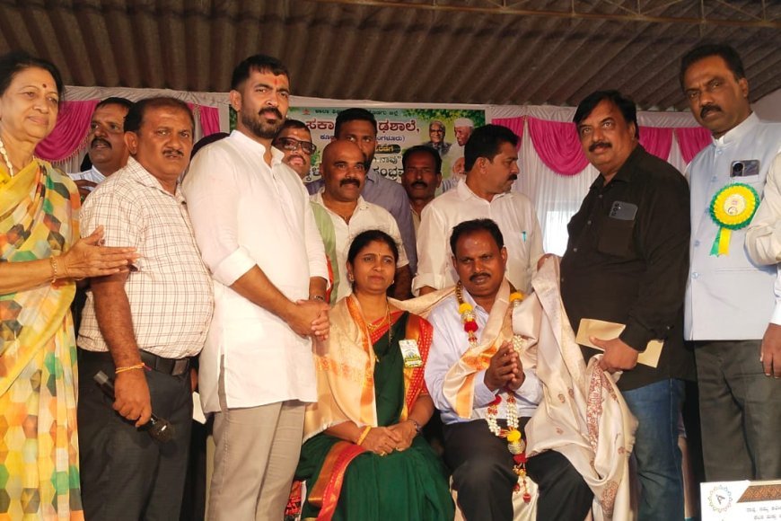 ಕೂಡುಮಂಗಳೂರು ಸರ್ಕಾರಿ ಪ್ರೌಢಶಾಲೆಯಲ್ಲಿ ಪರಿಸರ ಕಾರ್ಯಕ್ರಮದಲ್ಲಿ ಸೇವಾ ನಿವೃತ್ತಿಗೊಂಡ ಪರಿಸರ ಪ್ರೇಮಿ ಮುಖ್ಯೋಪಾಧ್ಯಾಯ ಟಿ.ಜಿ.ಪ್ರೇಮಕುಮಾರ್ ಅವರಿಗೆ ಆತ್ಮೀಯ ಅಭಿನಂದನೆ, ಬೀಳ್ಕೊಡುಗೆ