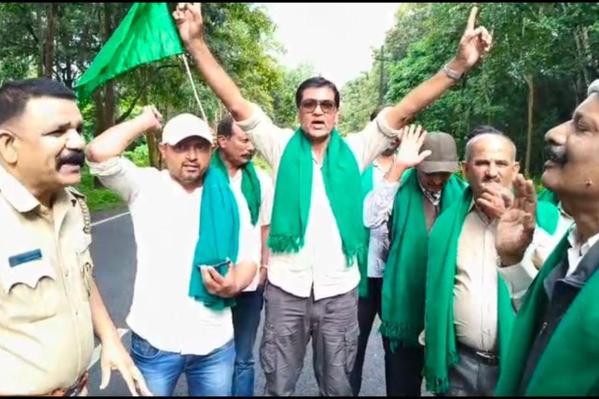 ಬಿಡದಿಗೆ ಹೊರಟಿದ್ದ ನೂರಾರು ರೈತರನ್ನು ಕೊಡಗಿನ ಗಡಿಭಾಗದಲ್ಲೇ ತಡೆದ ಪೊಲೀಸರು