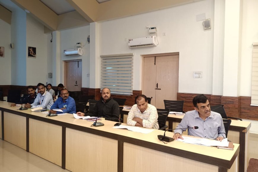 ಎಲ್ಲಾ ಸರ್ಕಾರಿ ಆಸ್ಪತ್ರೆಗಳಲ್ಲಿ ಹಾವು ವಿಷ ನಿರೋಧಕ ಔಷಧಿ ದಾಸ್ತಾನು ಮಾಡಿ:ಜಿಲ್ಲಾಧಿಕಾರಿ ಎಸ್.ಜೆ ಸೋಮಶೇಖರ್